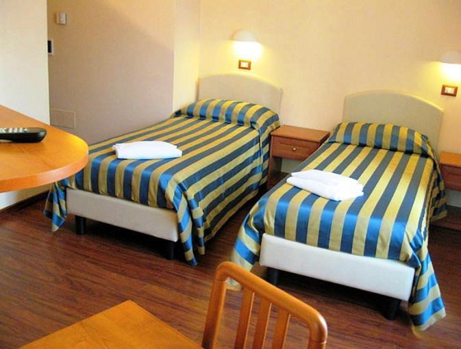 Ottaviano Vatican Luxury Rome Room photo